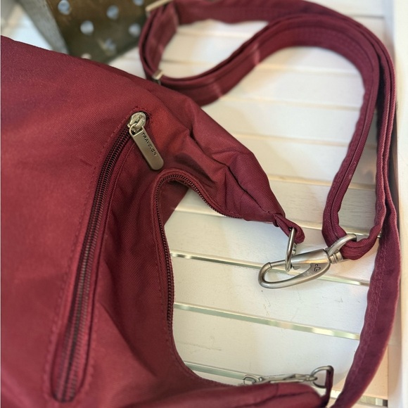 Travelon Maroon Women's Backpack - Picture 4 of 11